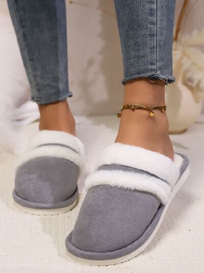 Contrast Faux Fur Round Toe Slippers - Munsieur