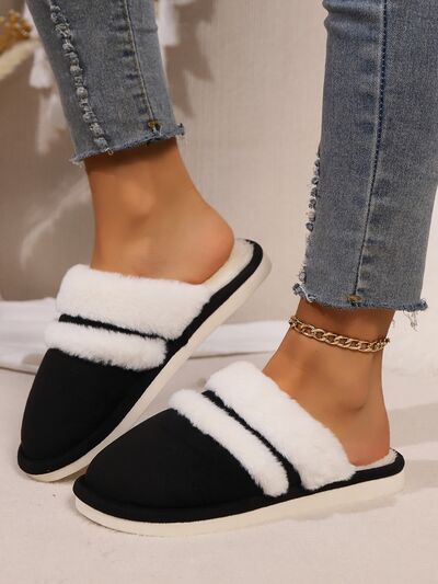 Contrast Faux Fur Round Toe Slippers - Munsieur