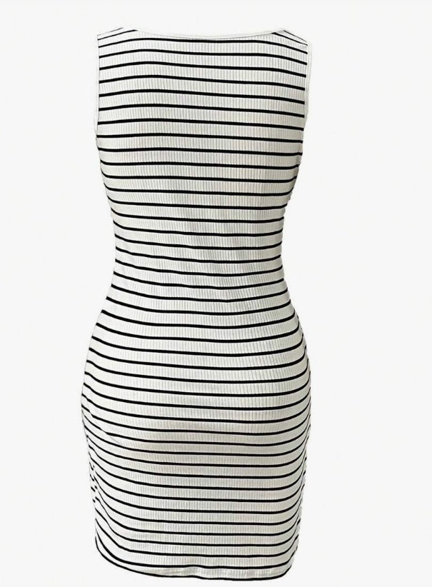 Casual Round Keyhole Pockets Striped Fitted Knit Dress