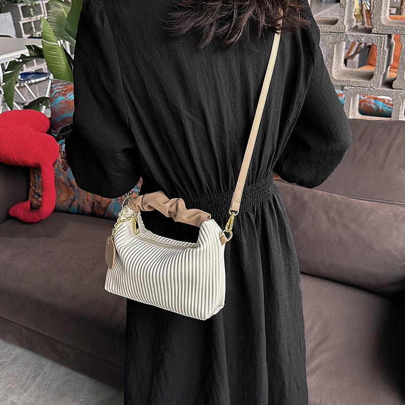 Women's Fashion Crossbody Bag PU Leather Pleated Cloud Small Tote Bags Casual Simple Elegant Temperament Messenger Bags