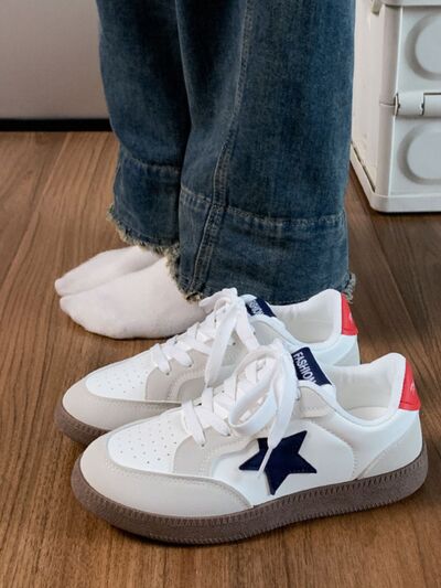 Contrast Star Lace-Up Athletic Sneakers - Munsieur