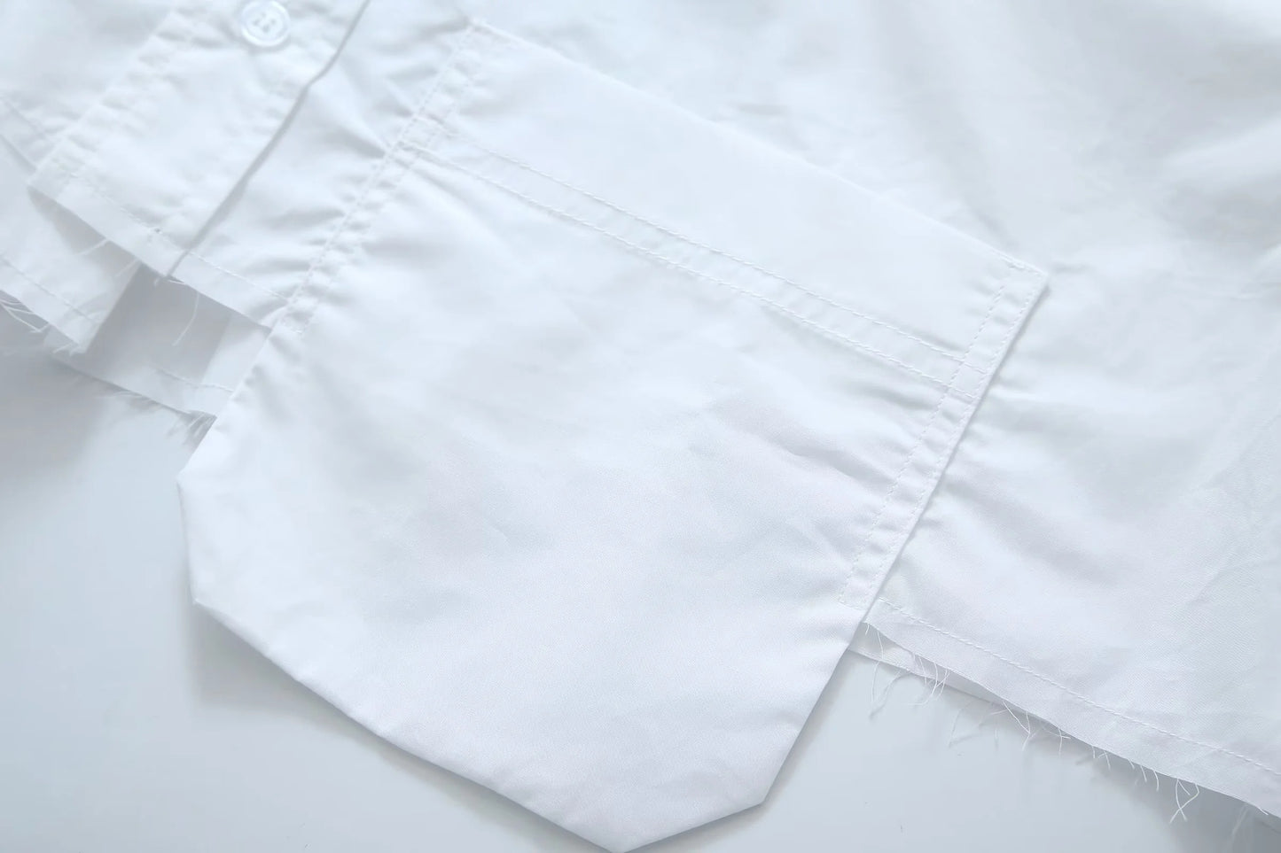 Waist-exposed Long-sleeved Blouse