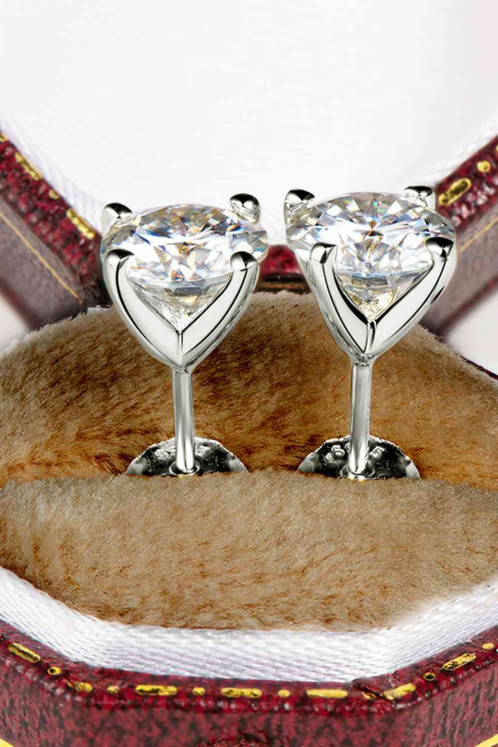 925 Sterling Silver 1 Carat Moissanite 4-Prong Stud Earrings - Munsieur