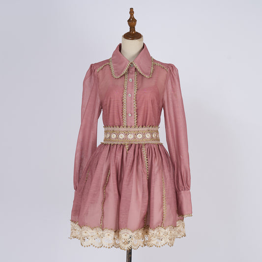 Blouse Renda Tebal Berbenang Emas dan Set Skirt Separuh Dua Helai