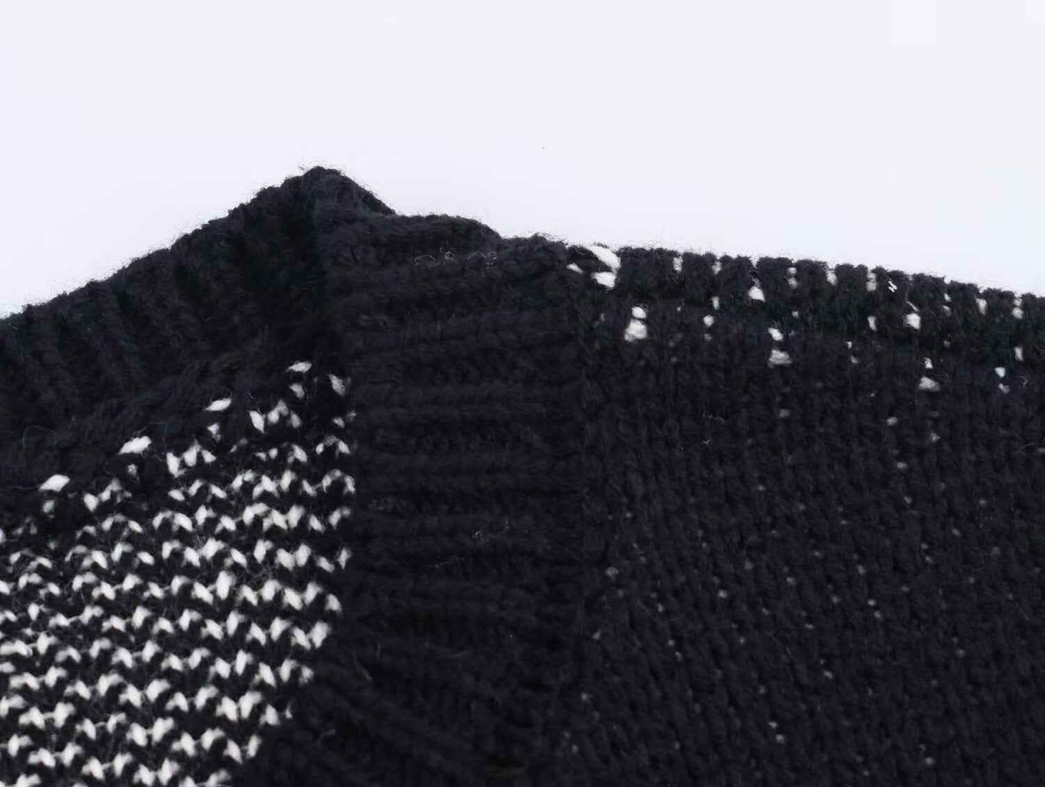 Question Mark Jacquard Knitted Sweater