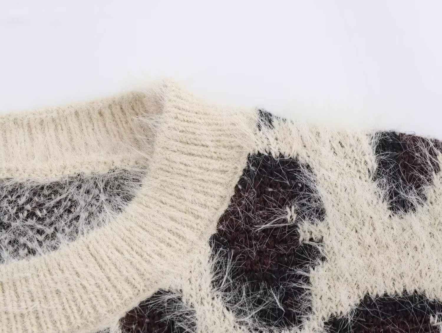 Leopard Jacquard Pullover Knitted Long Sleeve Sweater