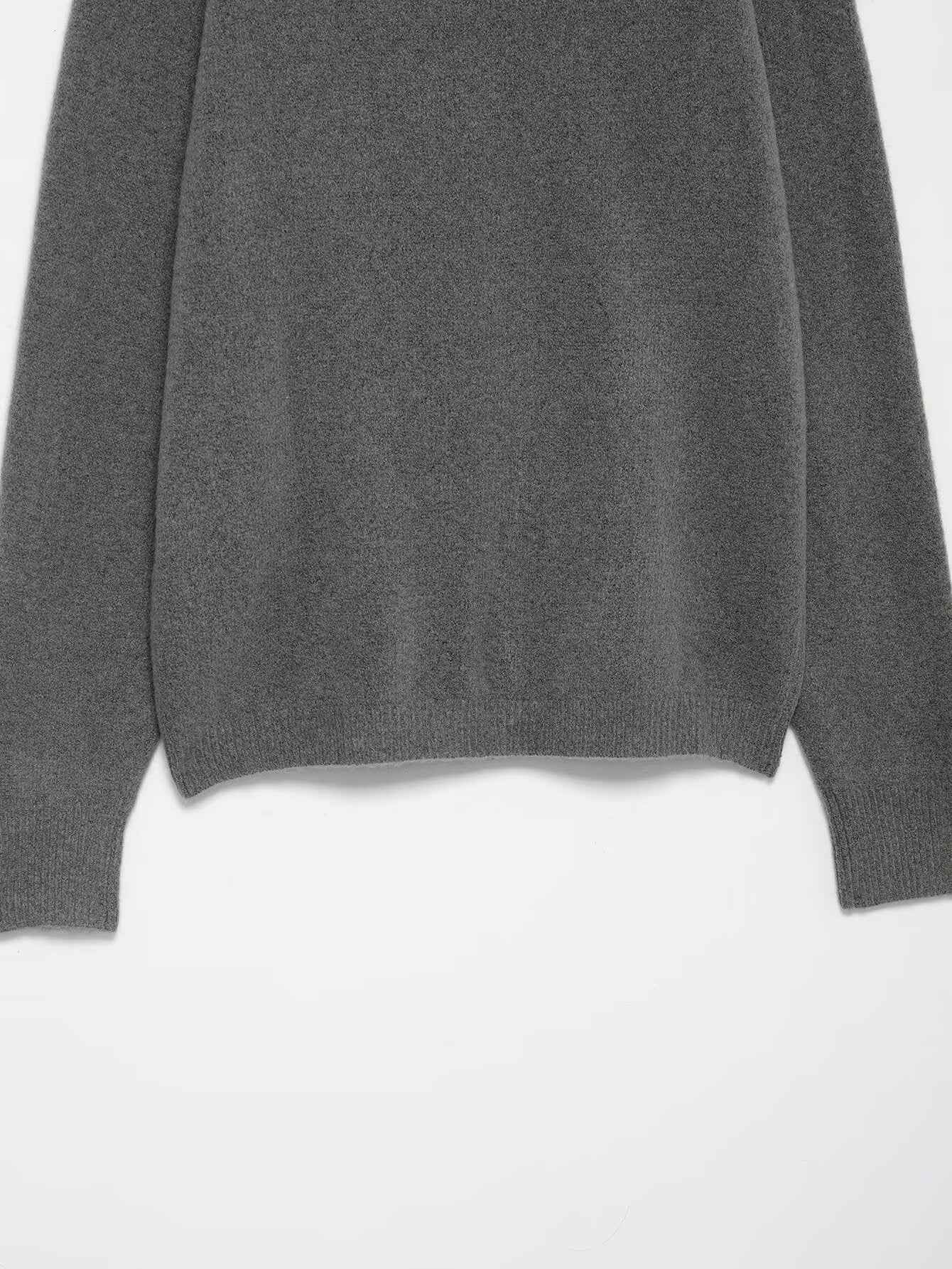 All Match Metal Inlaid Shoulder Baring Sweater