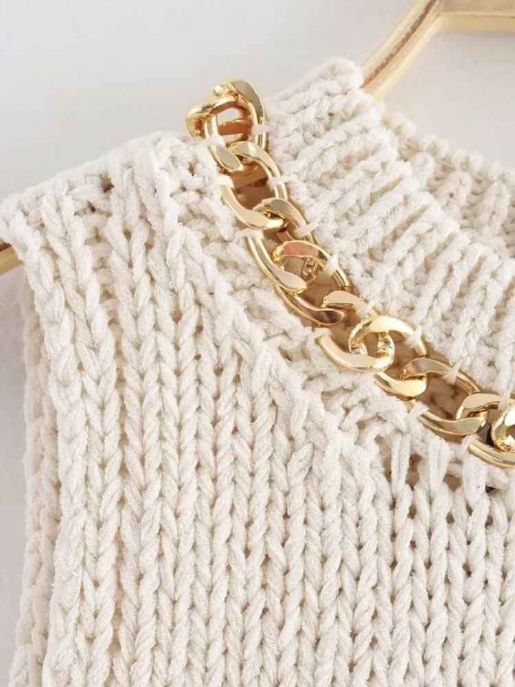 Asymmetric Hem Sleeveless Knitted Sweater