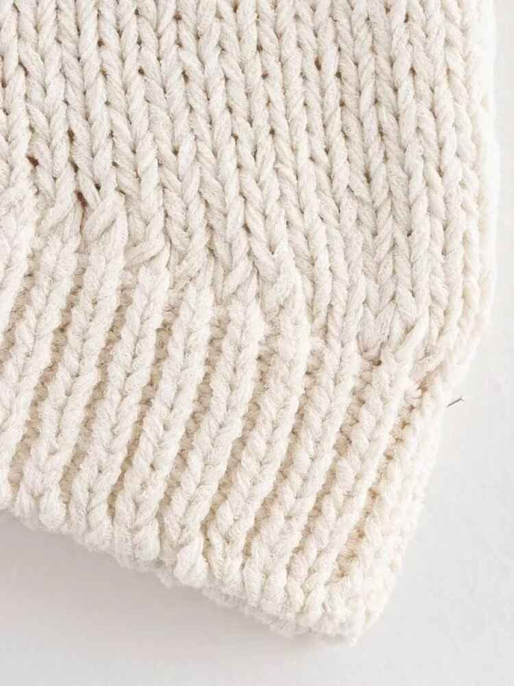 Asymmetric Hem Sleeveless Knitted Sweater