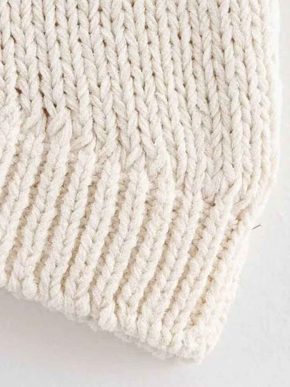 Asymmetric Hem Sleeveless Knitted Sweater