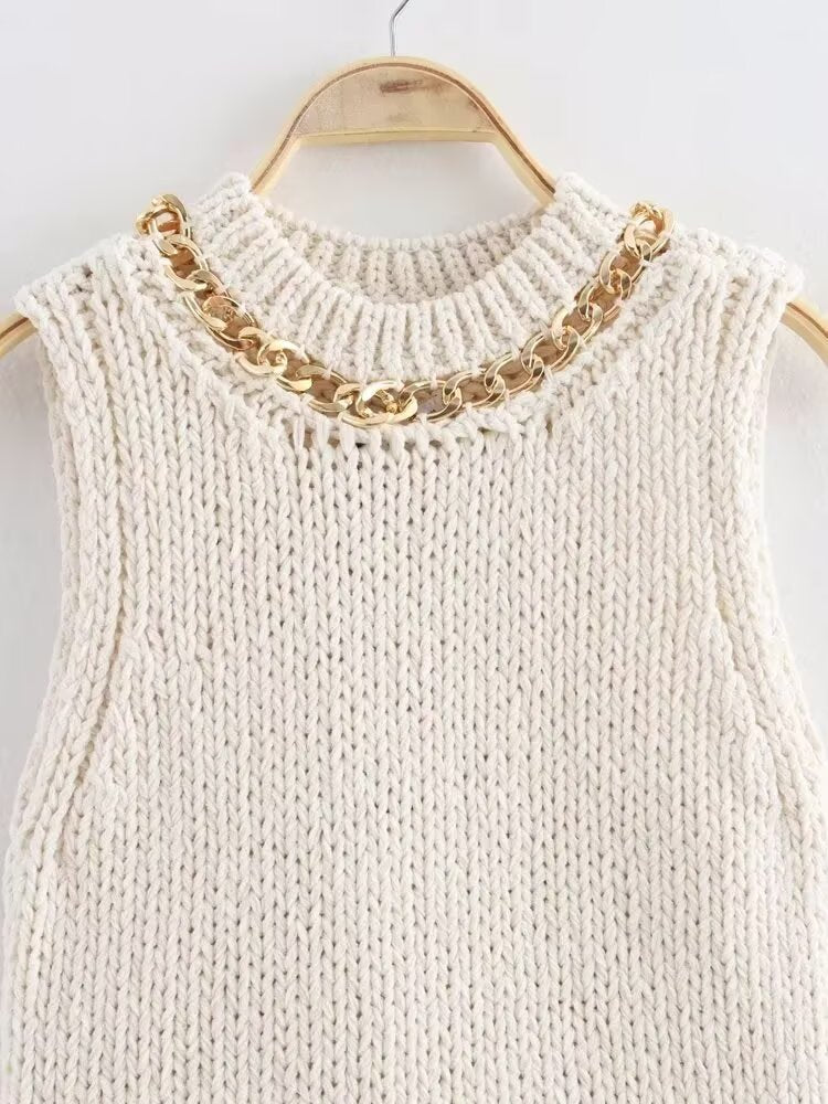 Asymmetric Hem Sleeveless Knitted Sweater