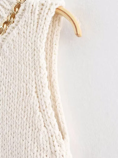 Asymmetric Hem Sleeveless Knitted Sweater