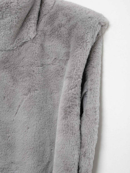 All Match Sleeveless Series Turtleneck Faux Fur Sweater Vest
