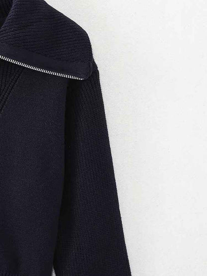Elegant Knitted Sweater w Zipper