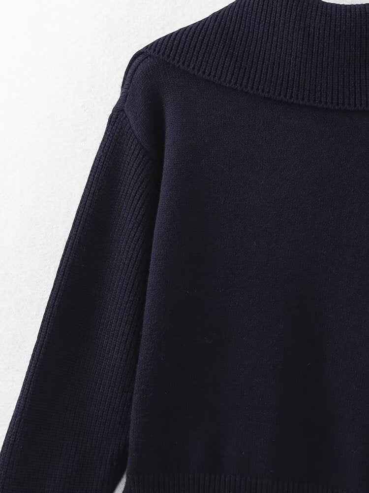 Elegant Knitted Sweater w Zipper