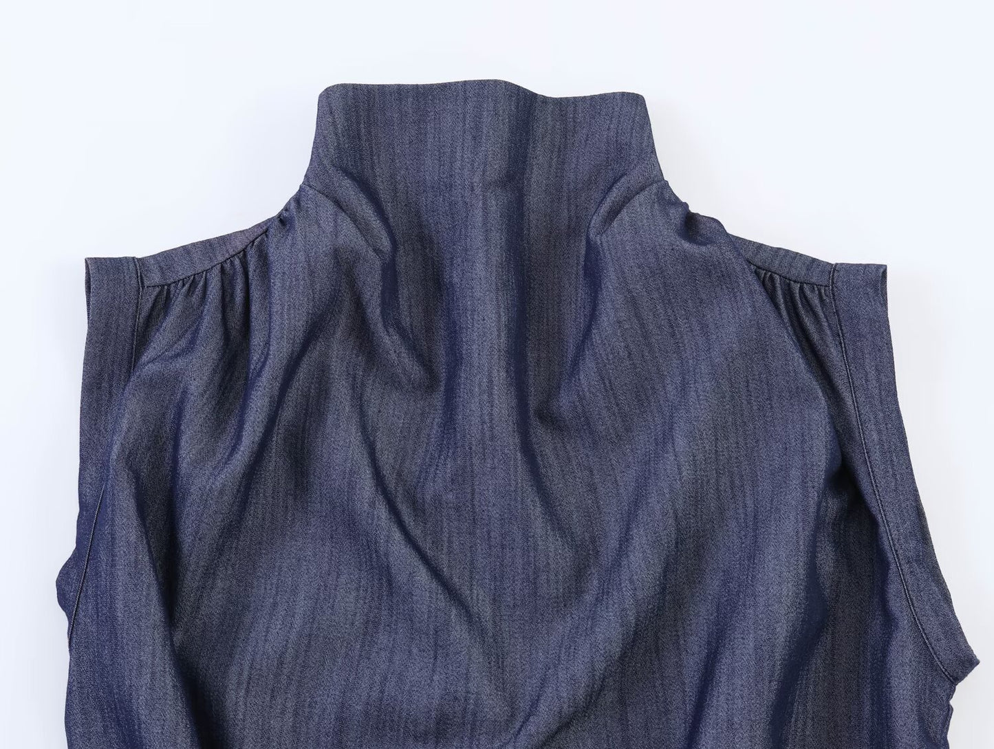 Casual Sleeveless Stand Collar Rivet Buckle Top and Jeans MUNSIEUR