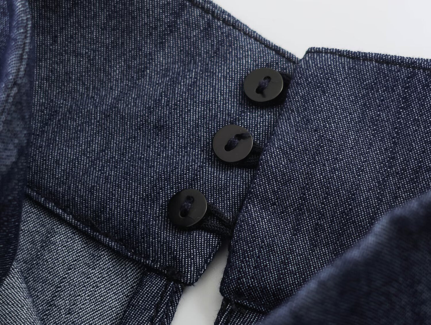 Casual Sleeveless Stand Collar Rivet Buckle Top and Jeans MUNSIEUR