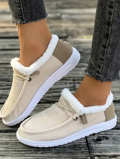 Fluff Round Toe Flat Slip-Ons - Munsieur