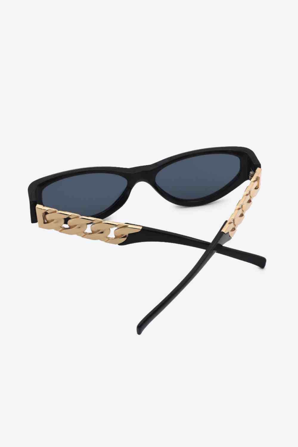 Chain Detail Temple Cat Eye Sunglasses - Munsieur