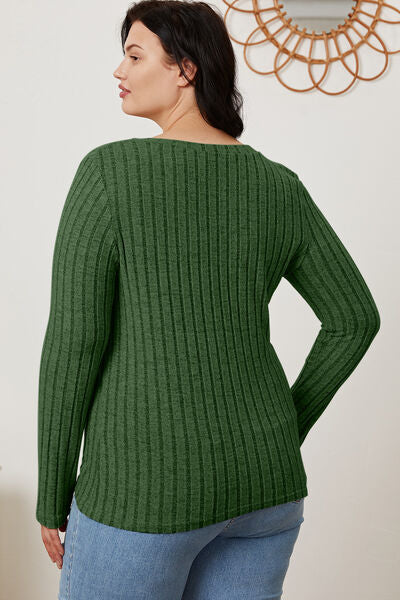 Full Size Ribbed V-Neck Long Sleeve T-Shirt - Munsieur