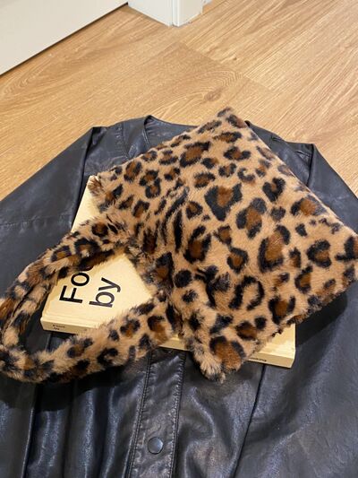 Leopard Fluff Handbag with Zip - Munsieur