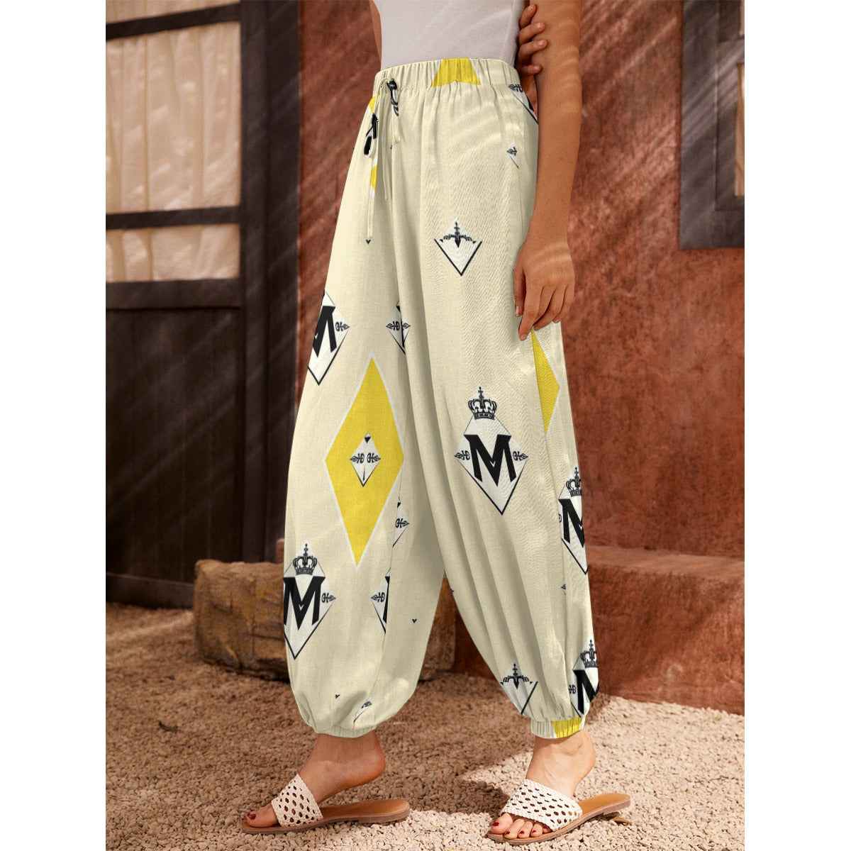 All-Over Print Women's Carrot Pants with Pockets