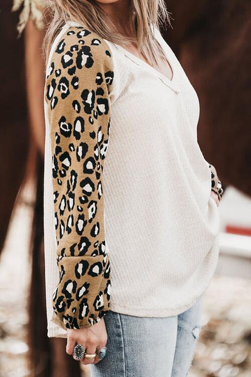 Plus Size Leopard V-Neck Raglan Sleeve Blouse - Munsieur