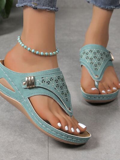 Cutout Toe Post PVC Sandals - Munsieur