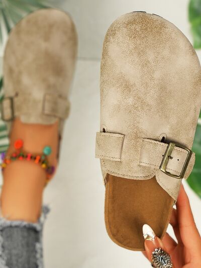 Round Toe Buckle Slip-Ons - Munsieur