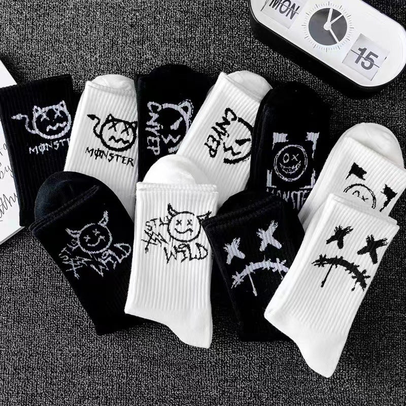 Men's Mid-calf Spring And Summer Trends Sports Black And White Socks - Munsieur