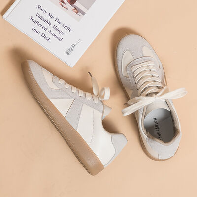 Lace Up Round Toe Sneakers - Munsieur