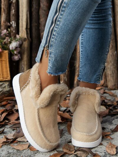 Furry Suede Round Toe Flat Sneakers - Munsieur
