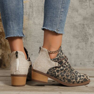 Contrast Canvas Low Heel Boots - Munsieur
