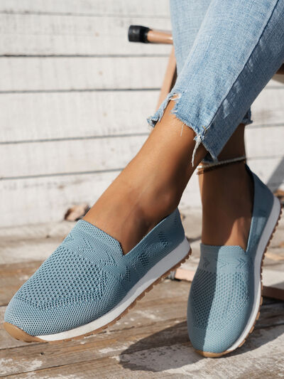Mesh Round Toe Flat Slip-Ons - Munsieur