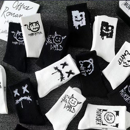 Men's Mid-calf Spring And Summer Trends Sports Black And White Socks - Munsieur