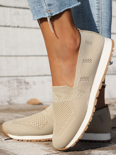 Mesh Round Toe Flat Slip-Ons - Munsieur