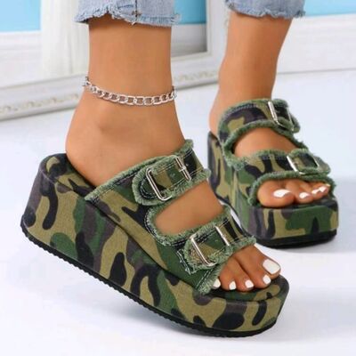 Raw Hem Wedge Buckle Sandals - Munsieur