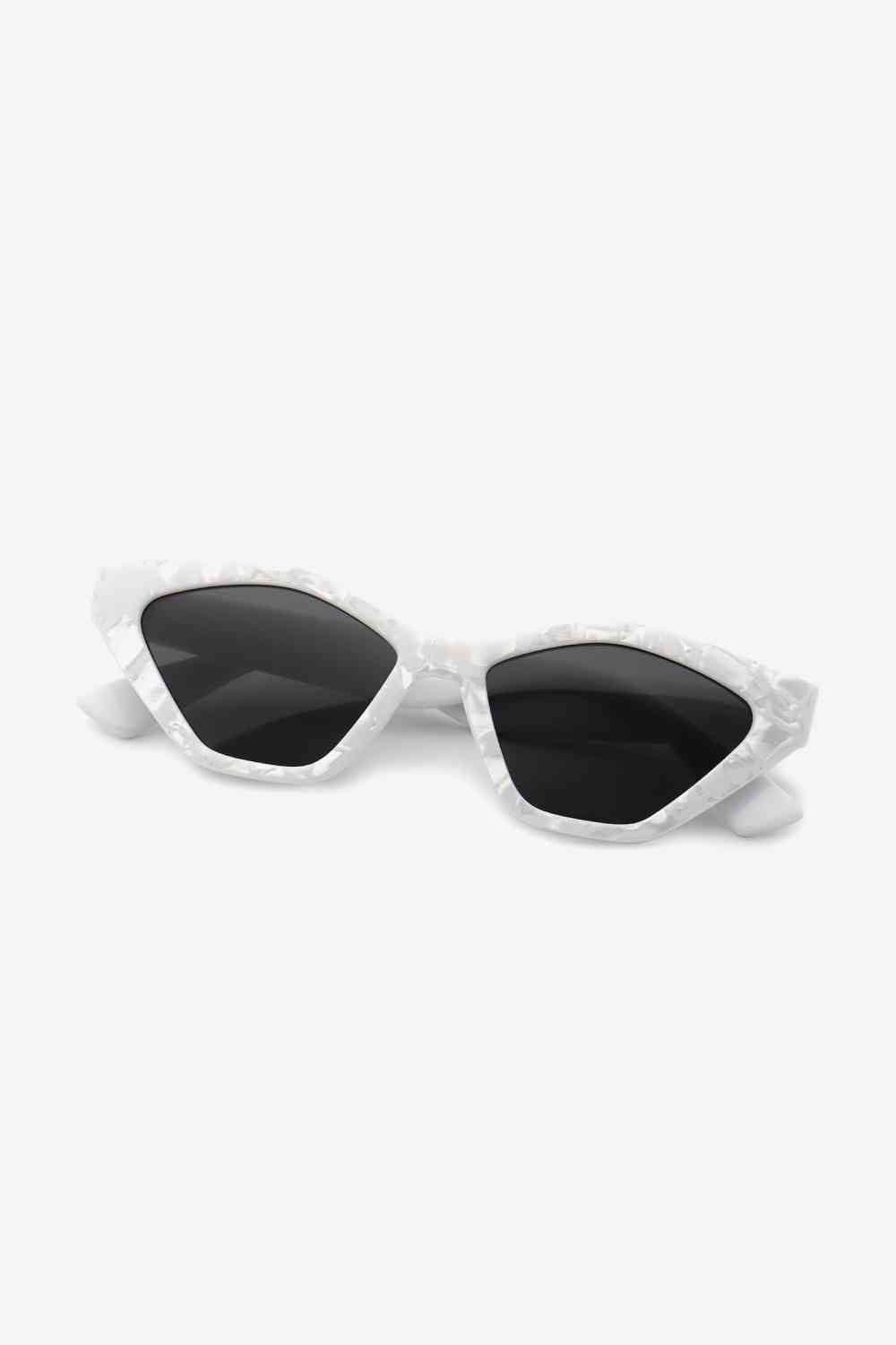 Cat Eye Polycarbonate Sunglasses - Munsieur