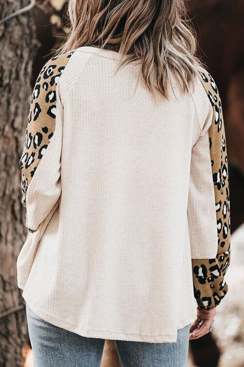 Plus Size Leopard V-Neck Raglan Sleeve Blouse - Munsieur