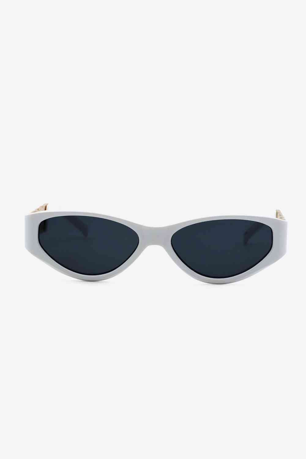 Chain Detail Temple Cat Eye Sunglasses - Munsieur