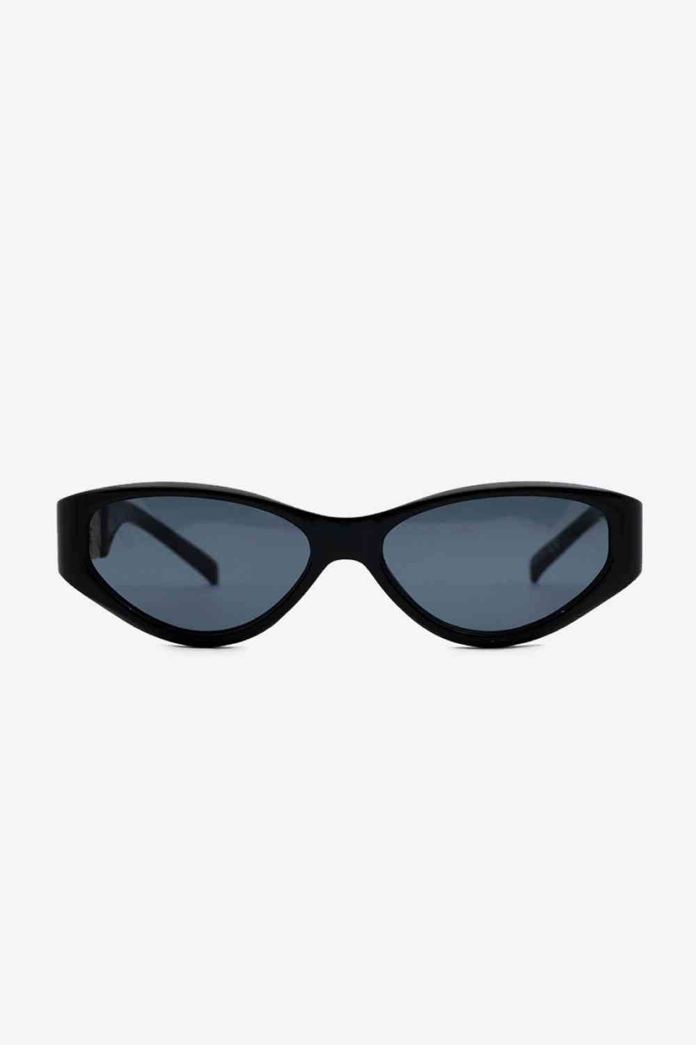 Chain Detail Temple Cat Eye Sunglasses - Munsieur