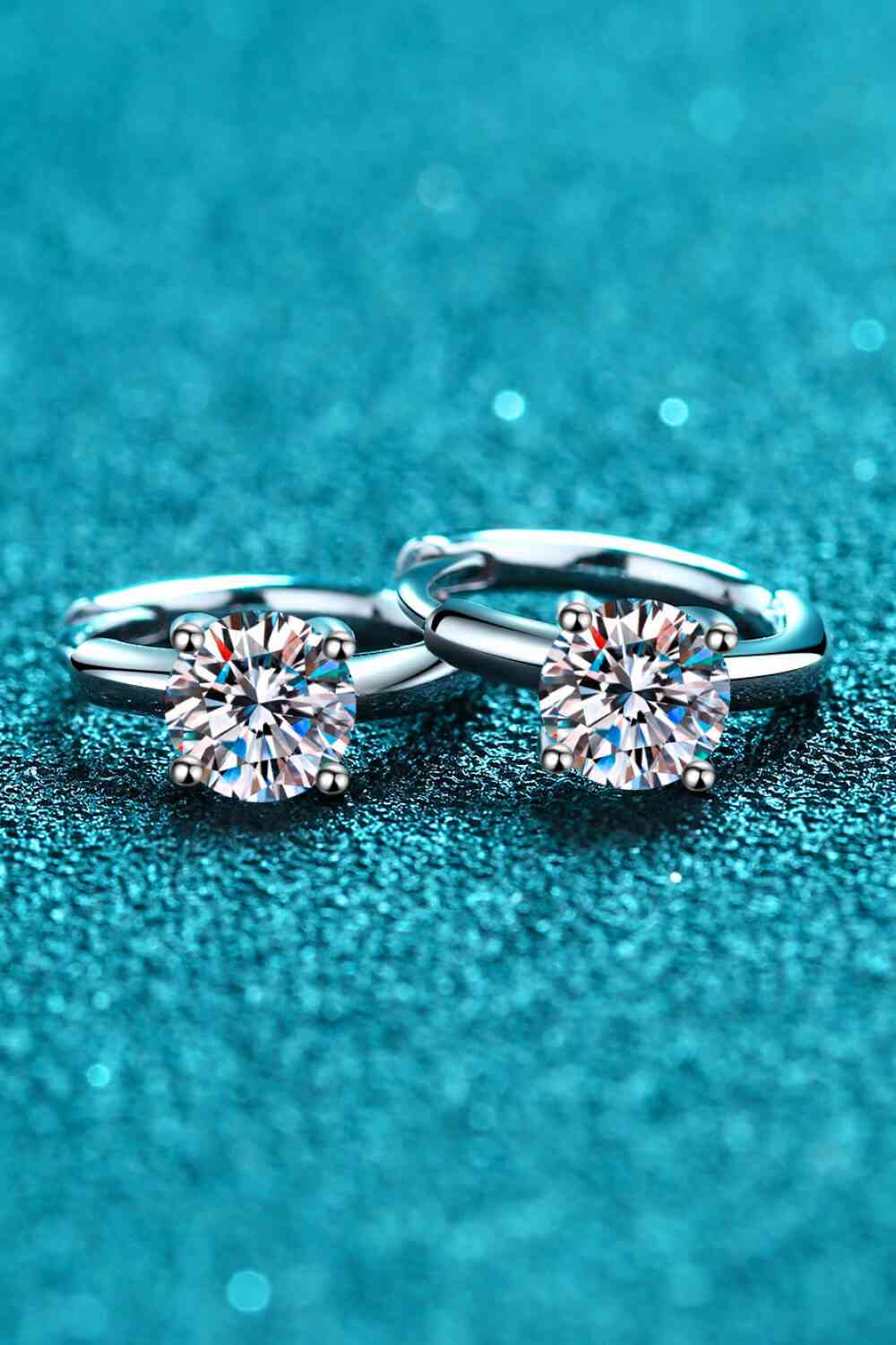 Moissanite Huggie Earrings - Munsieur