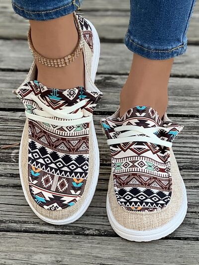 Geometric Lace-Up Round Toe Slip-Ons - Munsieur