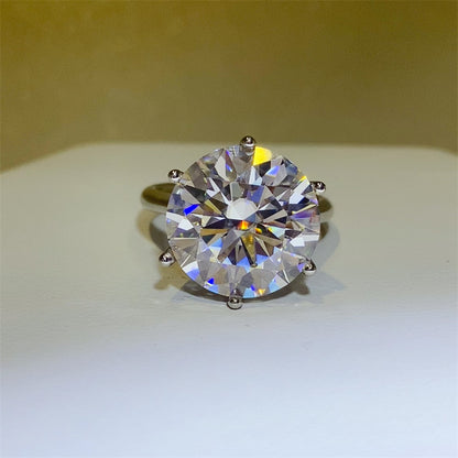 9ae72ff9-d3ae-460a-aeec-ac38d54f5679-Max