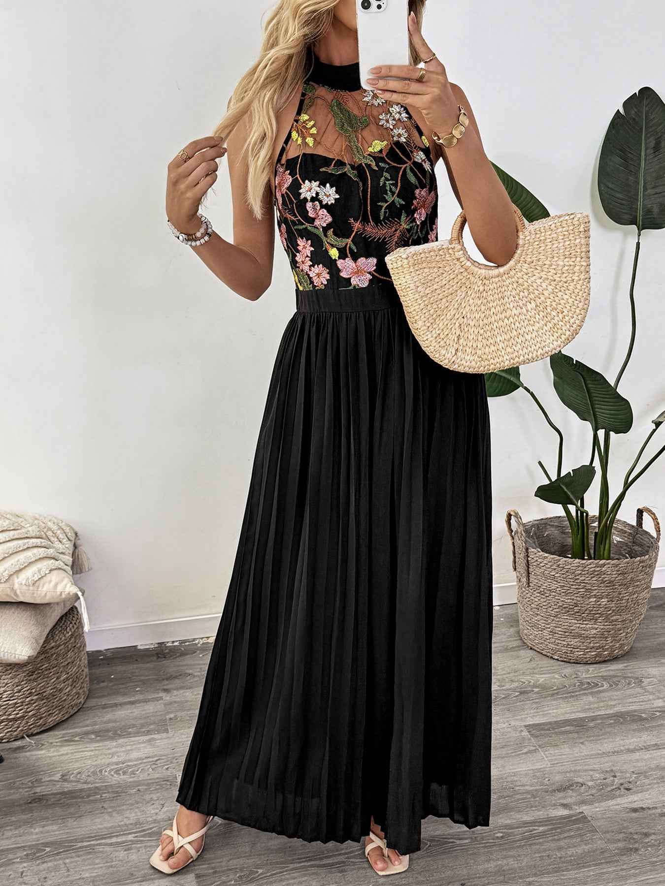 Summer Sleeveless See through Halter Lace Jumpsuit Embroidered Stitching Pleated