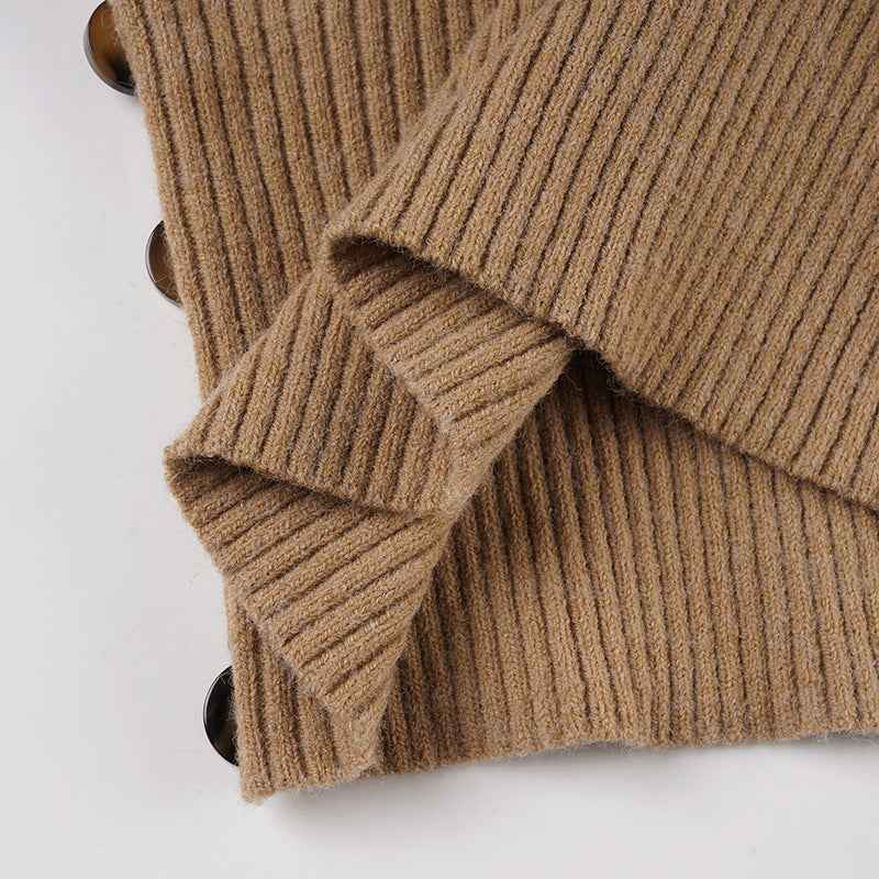 Retro Fitted Waist Sweater