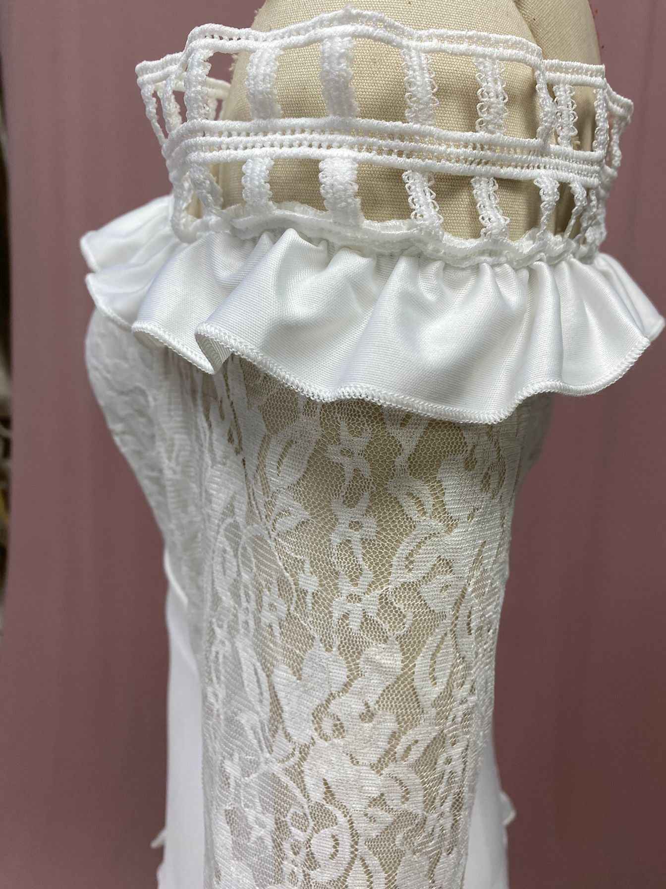 Lace Dress off Shoulder Lotus Leaf Wedding Party Cocktail Dress New Arrivals