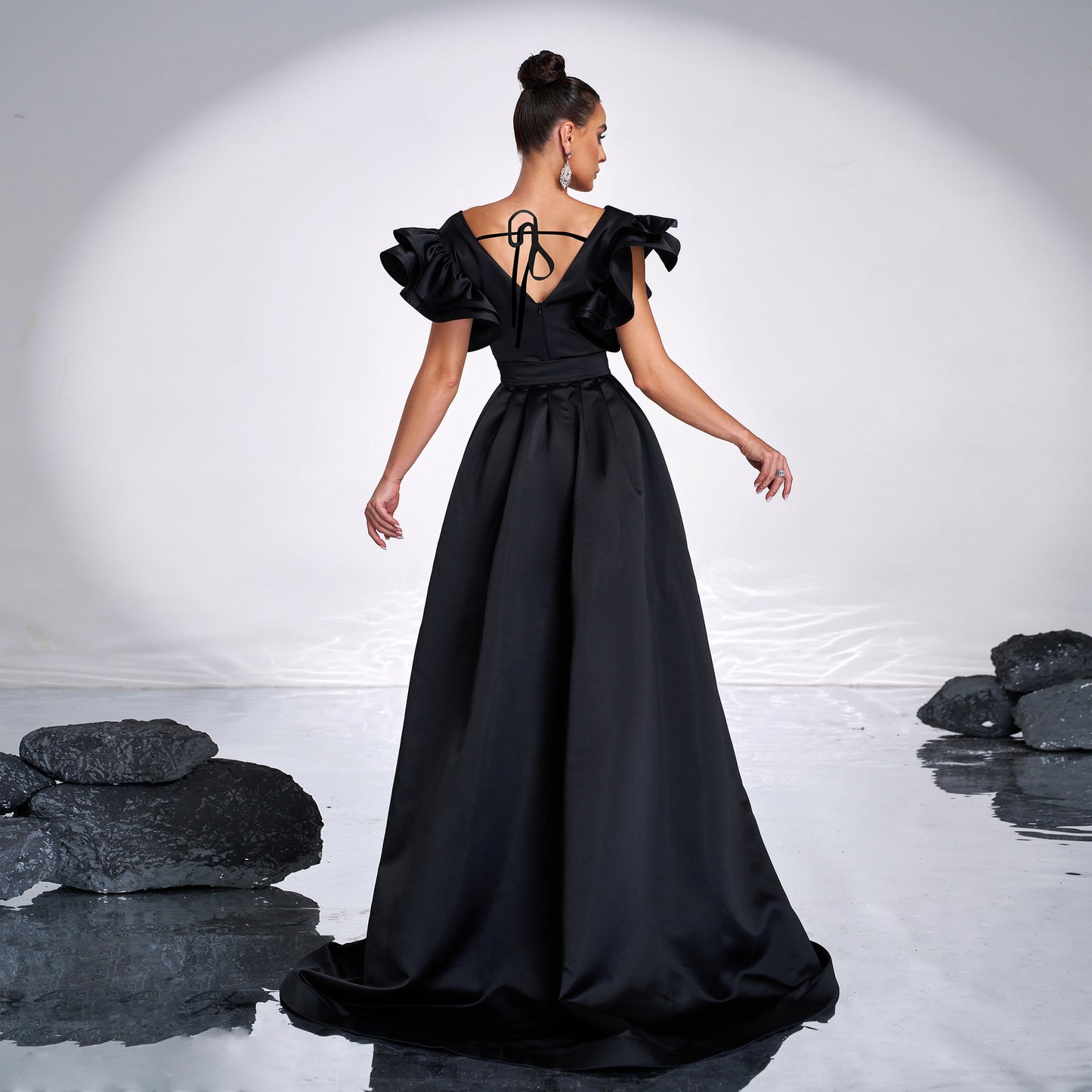 Slim Fit Sheath Elegant Sequined Fishtail Evening Dress