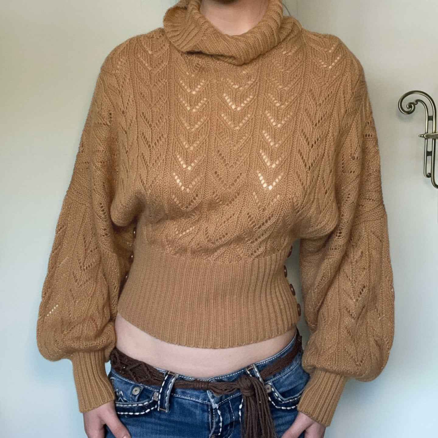 Retro Fitted Waist Sweater