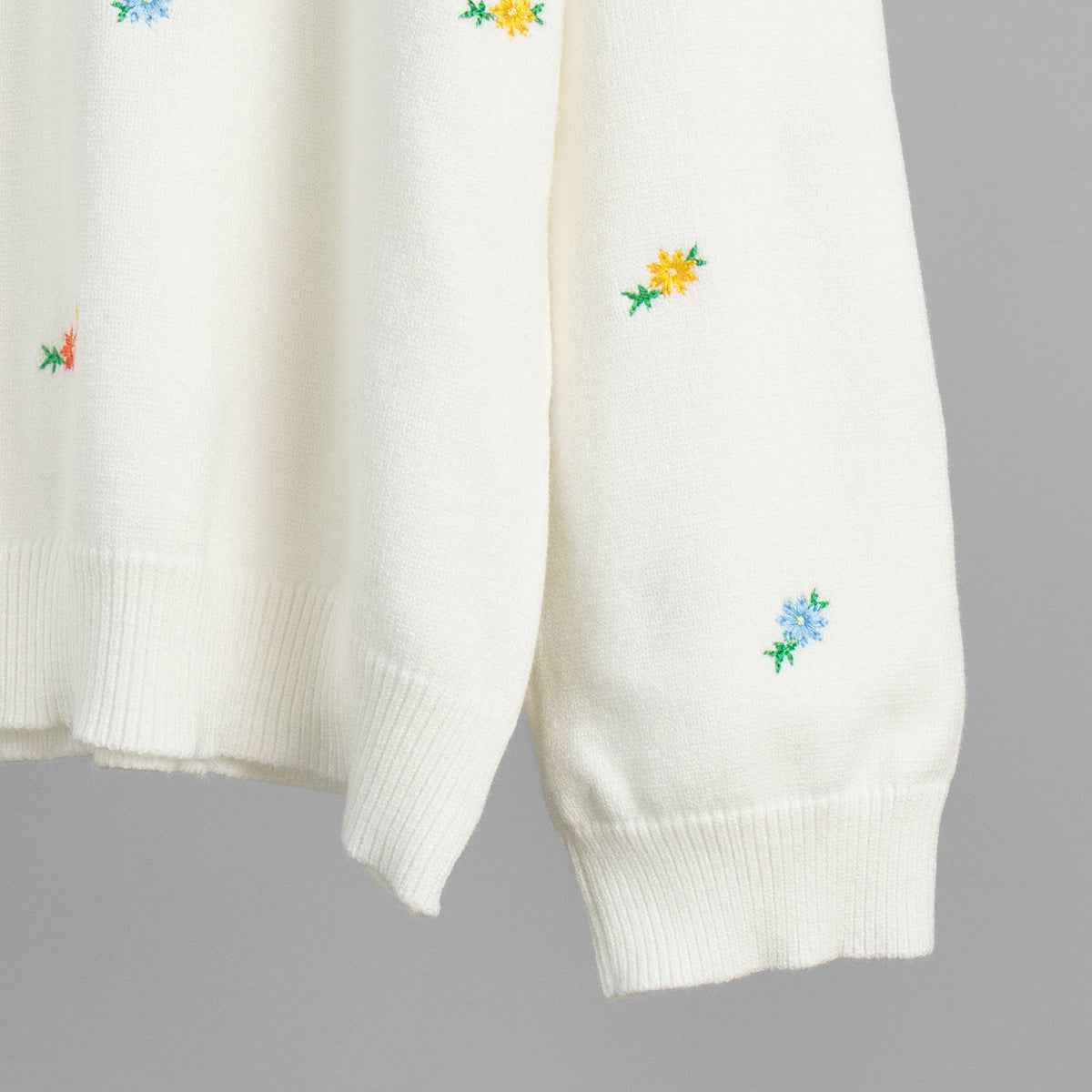 Pullover Embroidered Floral Sweater